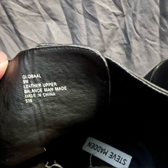 Steve Madden ankle high heels boots. Black size 9. Side zipper.Great condition - Picture 6 of 6